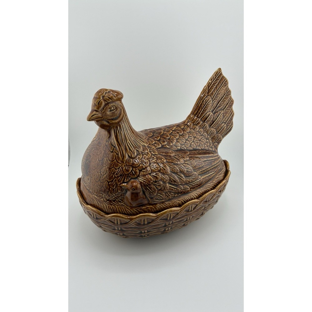 vintage Portmeirion "Hen on Nest" storage dish, designed by Susan Williams-Ellis